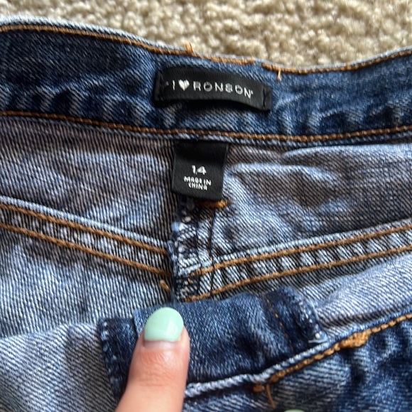 I Heart Ronson Shorts - Picture 2 of 2